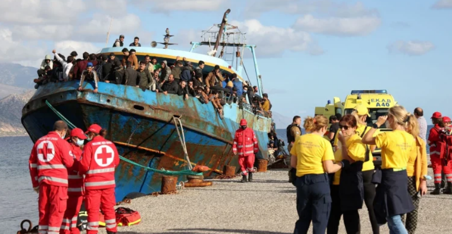 Grecia rafforza la guardia costiera a Creta a causa dell'aumento dei migranti dalla Libia