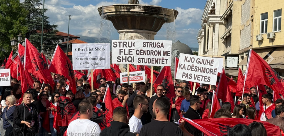 Balla: Sosteniamo la richiesta degli studenti albanesi della Macedonia del Nord per l'esame in lingua albanese