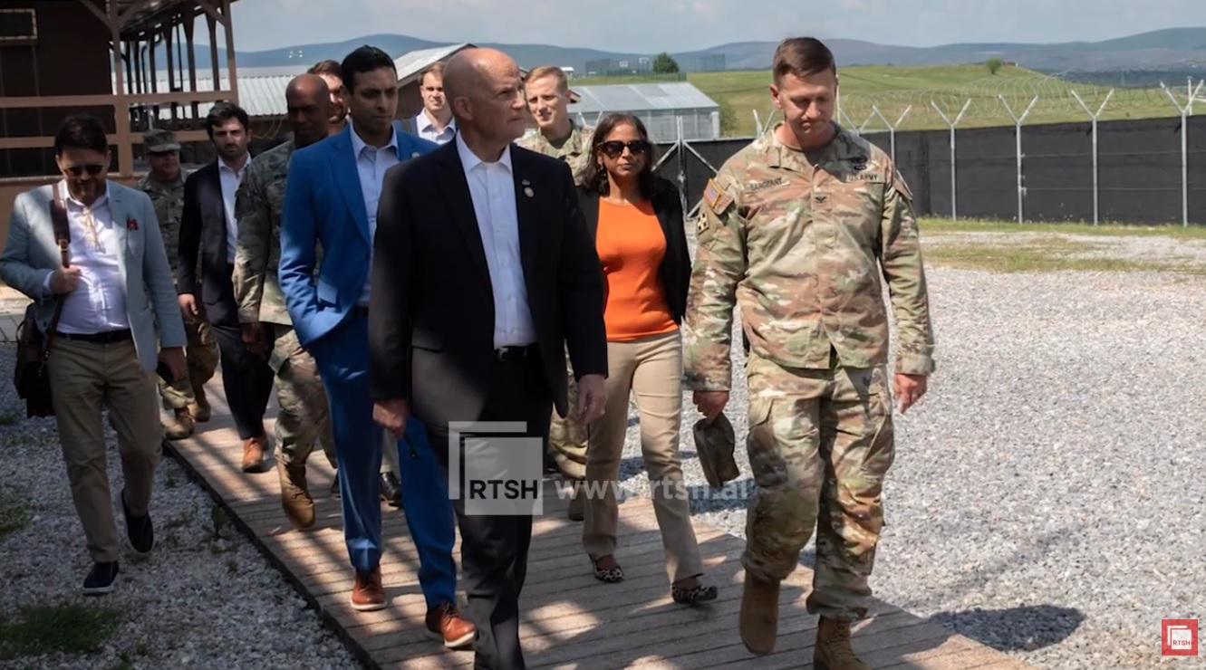 Congressisti americani in Kosovo: incontri a Pristina dopo la visita nella Valle di Preševo