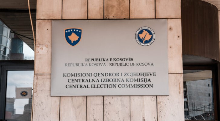 Elezioni del 7 giugno in Kosovo: 23 soggetti politici presentano liste di candidati