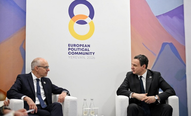 Kurti incontra il Primo Ministro del Lussemburgo: 50 milioni di euro di sostegno e impegno per rafforzare le capacità istituzionali del Kosovo