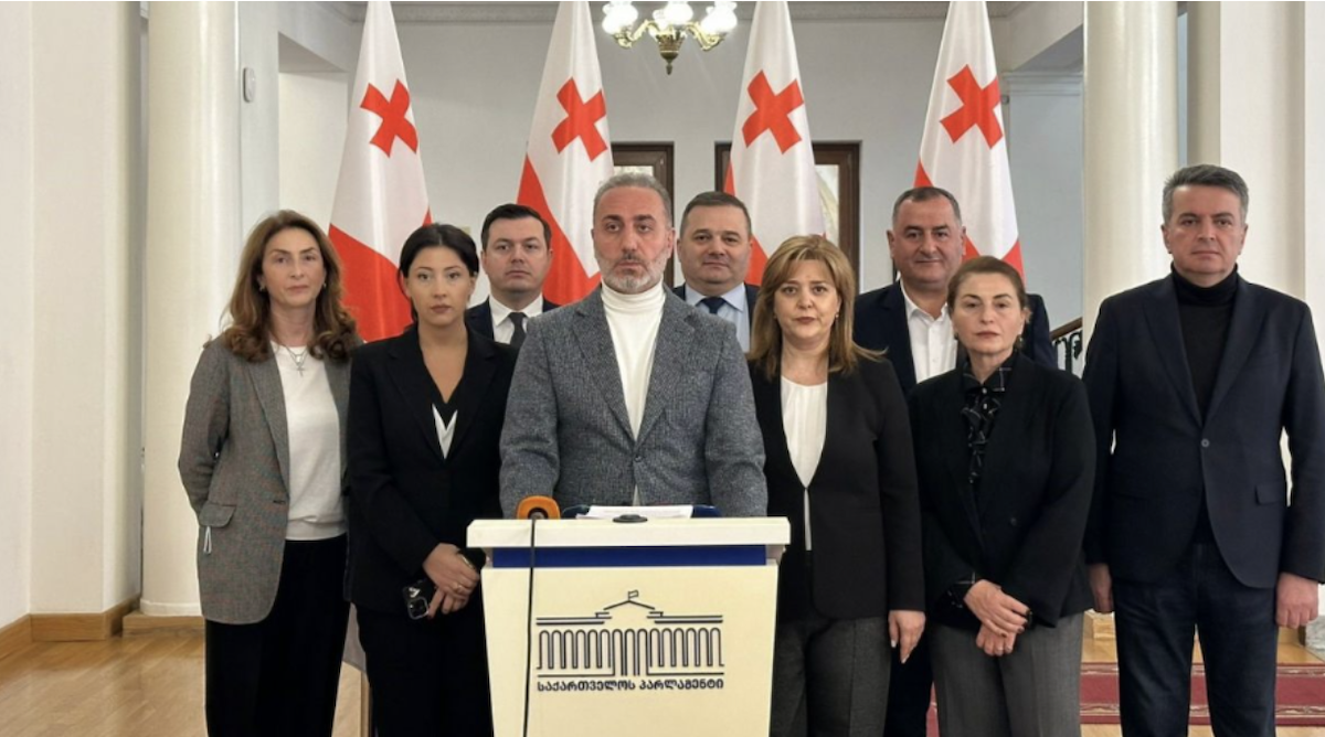 Partito For Georgia chiede al governo di chiarire eventuali cambiamenti al formato dei colloqui di Ginevra