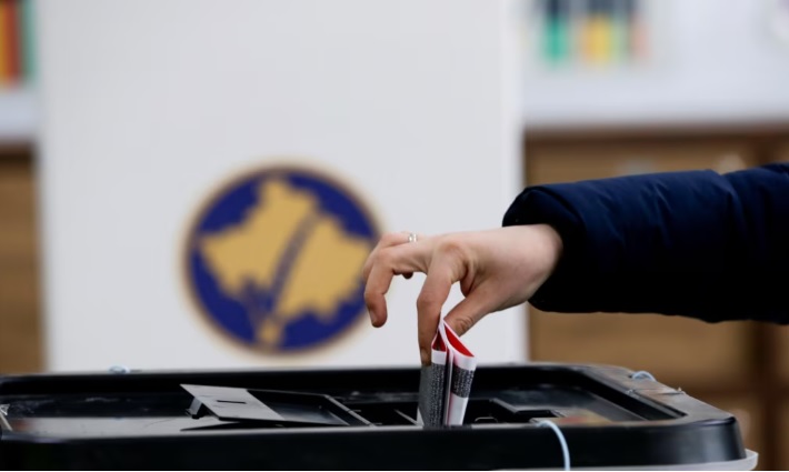 Voto dall'estero: la KQZ approva oltre 131.000 delle 142.000 domande per quel processo