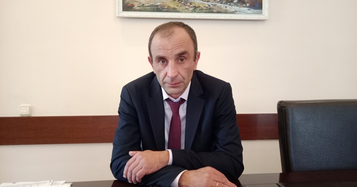 Opinione: La causa principale della corruzione in Abkhazia è che gli stipendi sono estremamente bassi