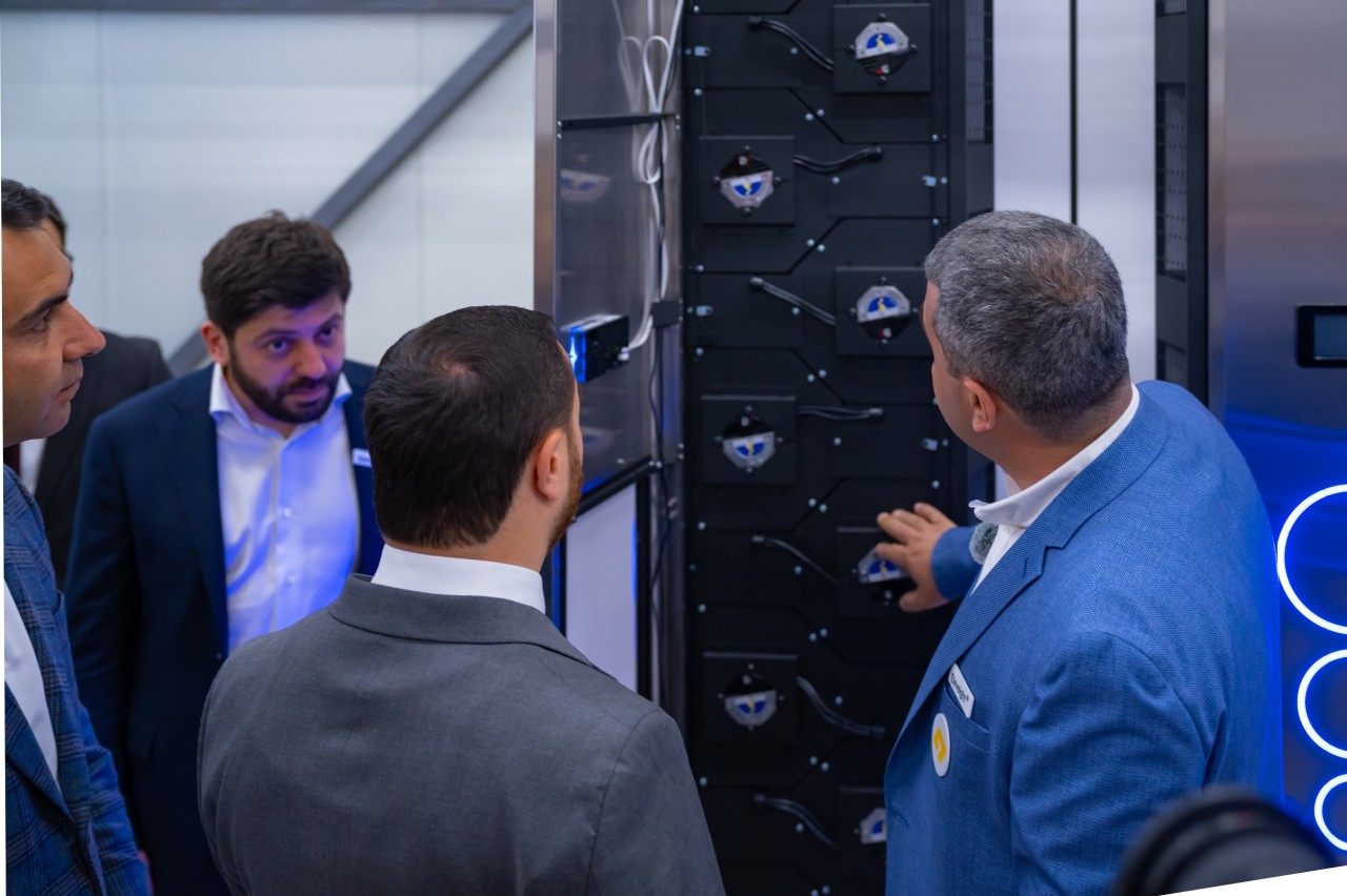 Armenia apre ufficialmente la sua prima fabbrica di intelligenza artificiale