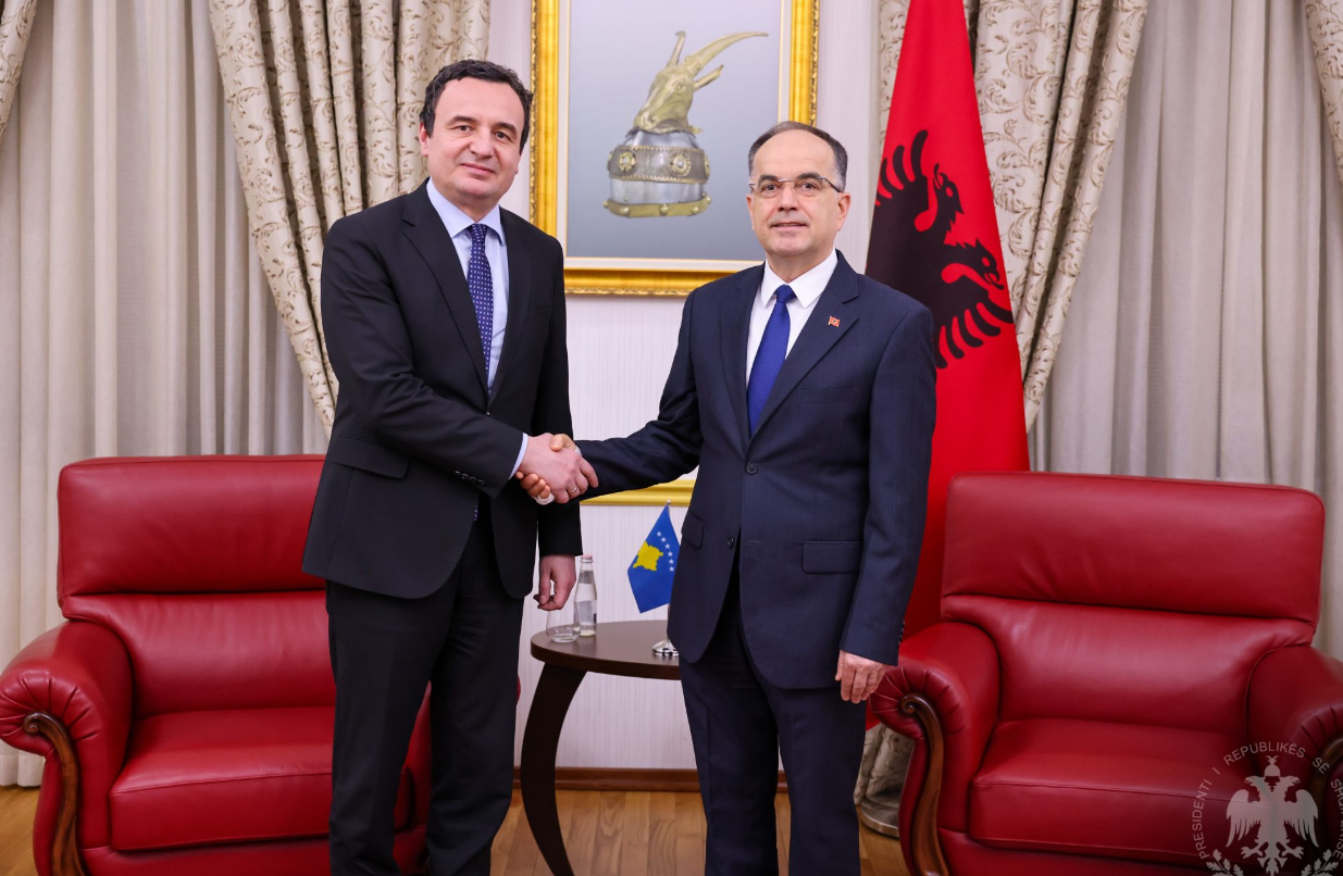 Il presidente Begaj fa gli auguri ad Albin Kurti per la vittoria alle elezioni: l’Albania sosterrà ogni passo del percorso europeo