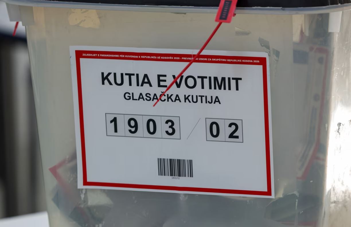 Kosovo: si chiude la fase di voto, è previsto l'inizio del conteggio dei voti