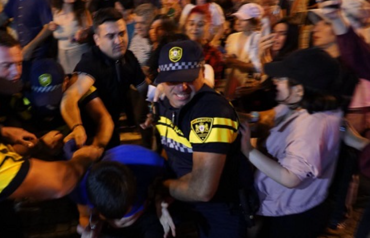 Cinque multati e quattro incarcerati nel caso degli attivisti di Tbilisi