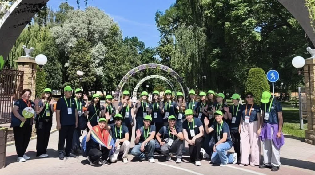 Georgian schoolchildren take part in Russia and Belarus's Memory Train project