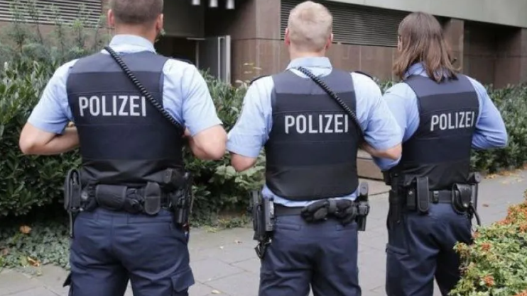 Incidente tragico in Germania: tre membri della stessa famiglia muoiono tornando dal Kosovo dopo le vacanze