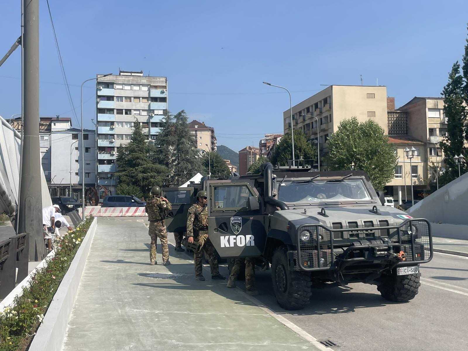 KFOR avvia il ritiro graduale dal Ponte di Ibër; Sveçla: il Kosovo si è rafforzato ed è pronto ad assumersi le responsabilità