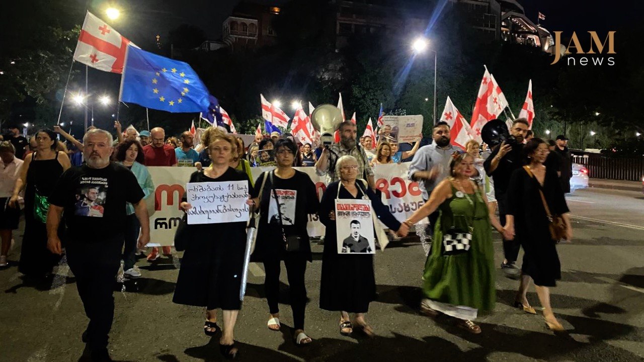 Sabato di marzo a Tbilisi: crescente emigrazione. Video podcast: proteste in Georgia