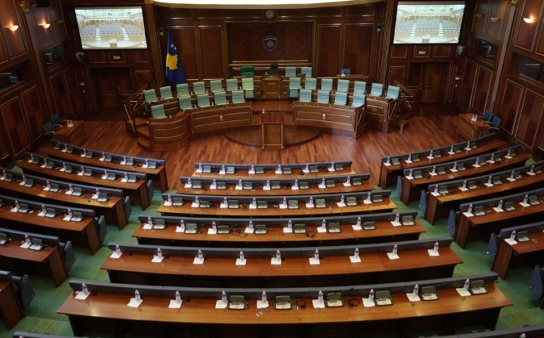 Seduta decisiva al Parlamento del Kosovo: oggi attesa la costituzione della nuova legislatura e l’elezione del presidente, la prossima sfida