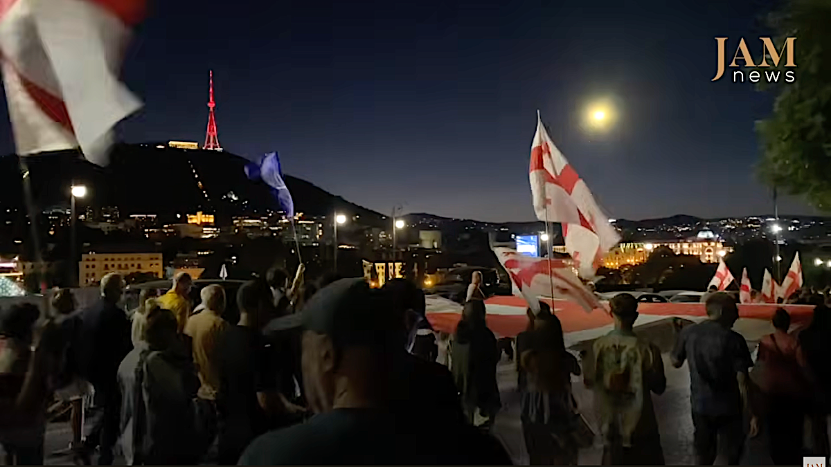 Georgia contro Ivanishvili! 38ª marcia del sabato a Tbilisi | Video podcast Proteste in Georgia
