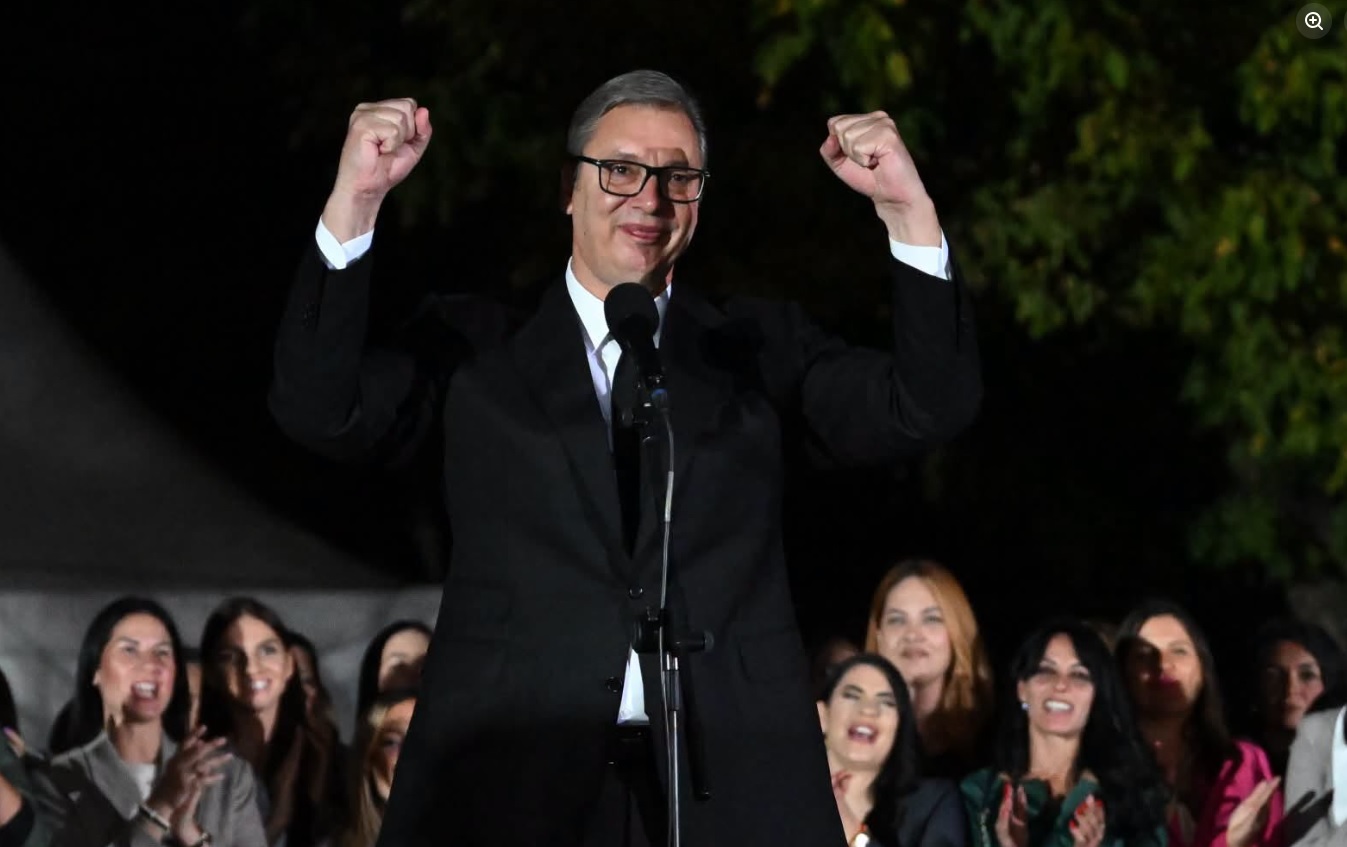 Il presidente Vučić si dimetterà e si candiderà a primo ministro alle elezioni anticipate