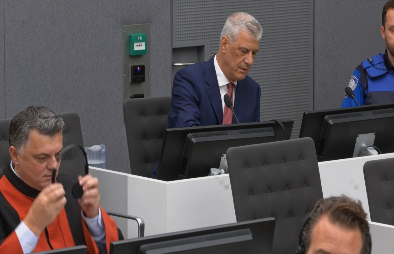 Processo all’Aia: la Procura accusa Thaçi di aver guidato uno schema per influenzare i testimoni durante la detenzione