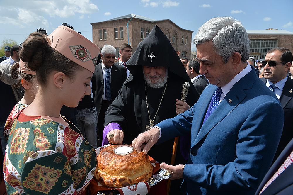 Pashinyan: "Sargsyan didn’t want to step down"