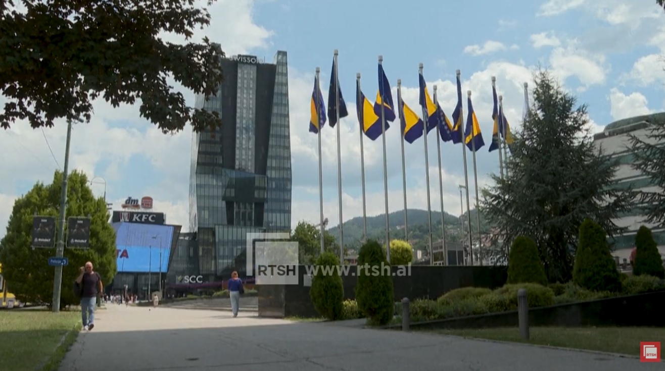 Scontro diplomatico tra Bosnia e Serbia: Sarajevo richiama lo staff ed espelle due diplomatici serbi