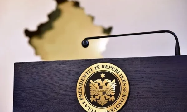 Kosovo: scade oggi il termine per il Presidente; PDK condiziona i voti in base alla Legge sulla Corte Speciale